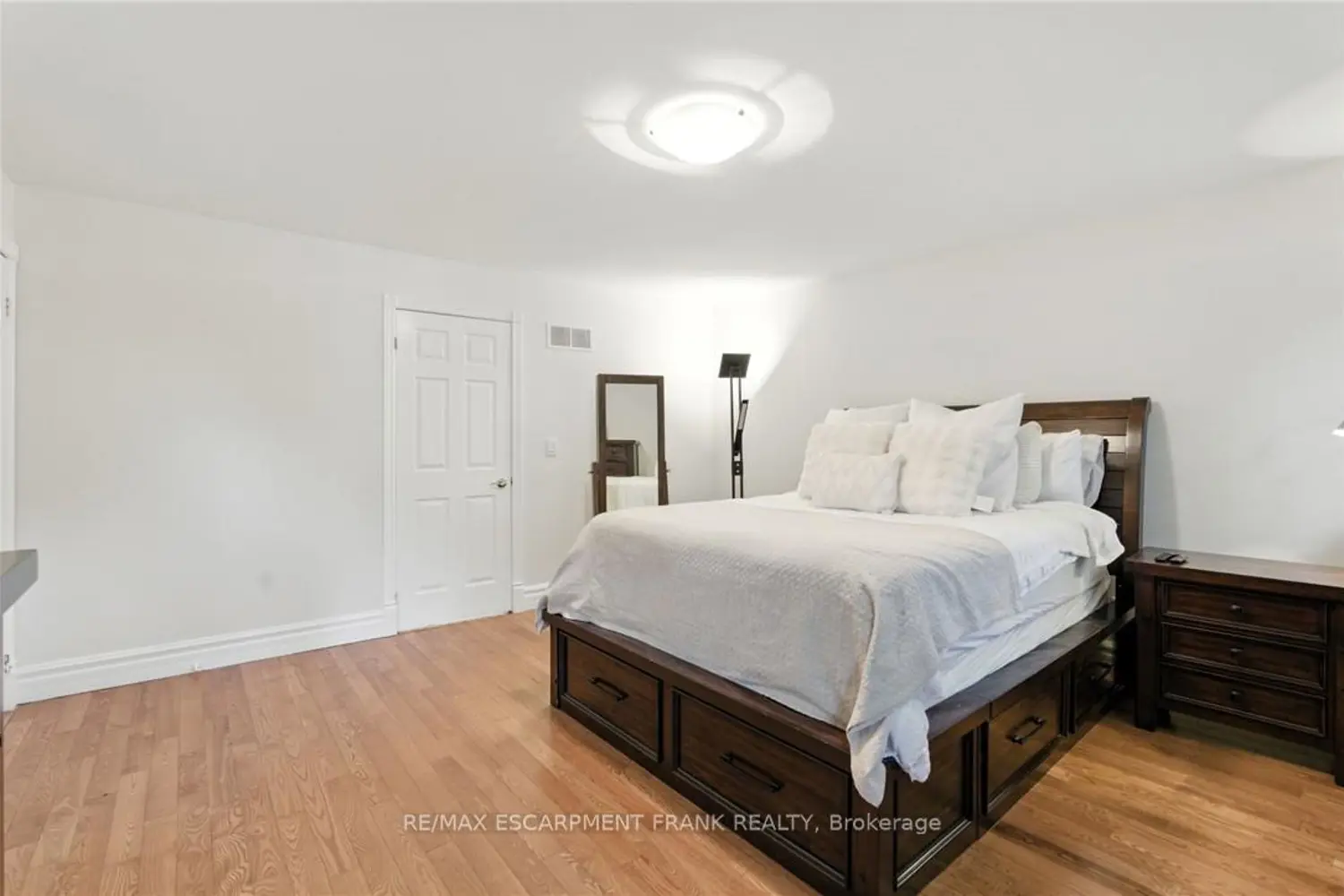 Additional image 11 of 30 Cecil Street