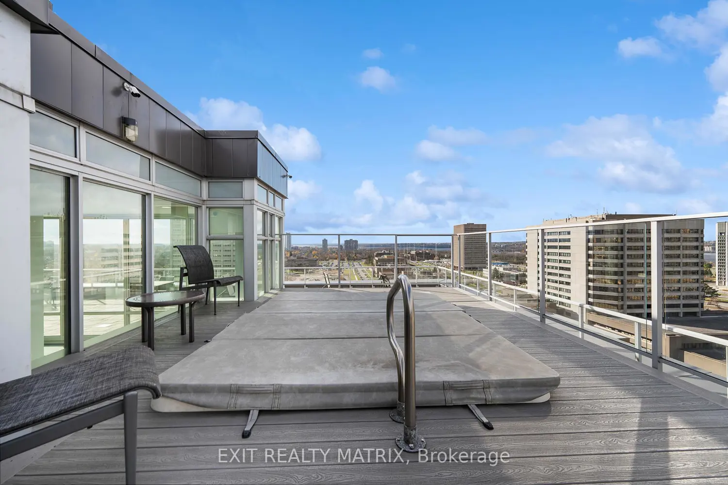 Additional image 17 of 201 Parkdale Avenue 903