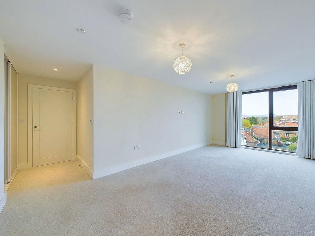 Additional image 11 of 3 bed flat for saleCalista, 26 West Parade, Worthing BN11