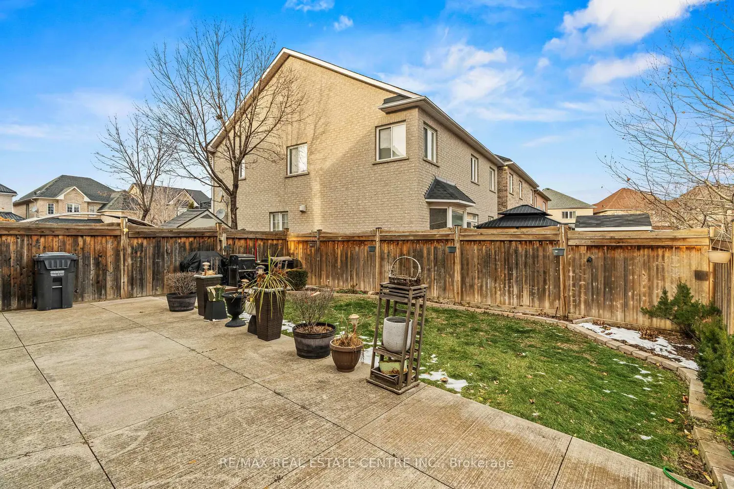 Additional image 20 of 15 Helman Road