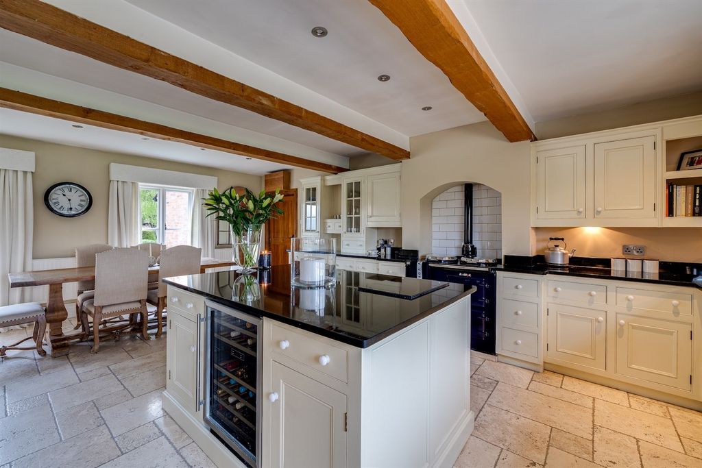 Additional image 11 of 6 bed detached house for saleWhitchurch Road, Milton Green, Chester CH3