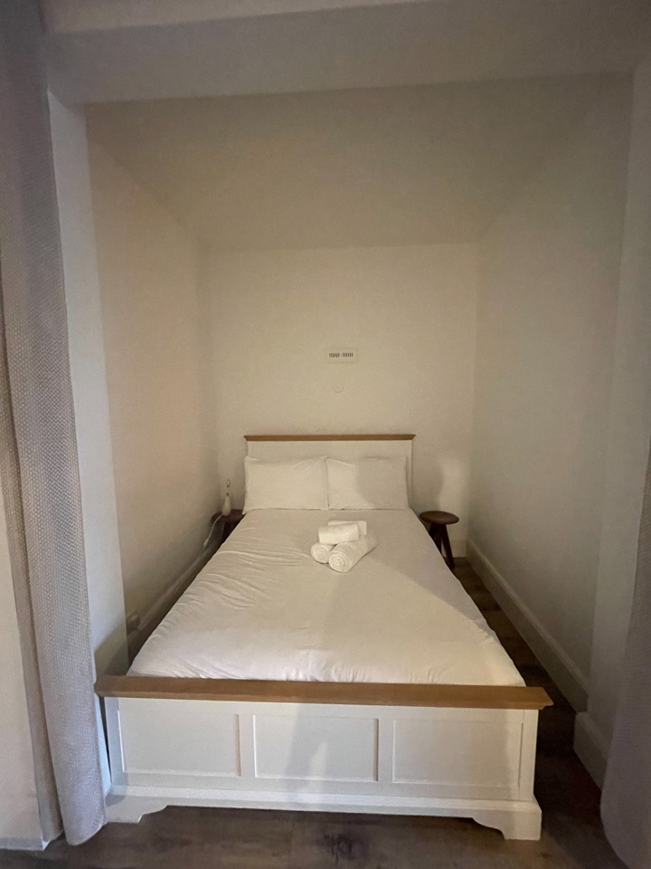 Additional image 3 of Studio Flat, Howitt Close, NW3, N1 7GU