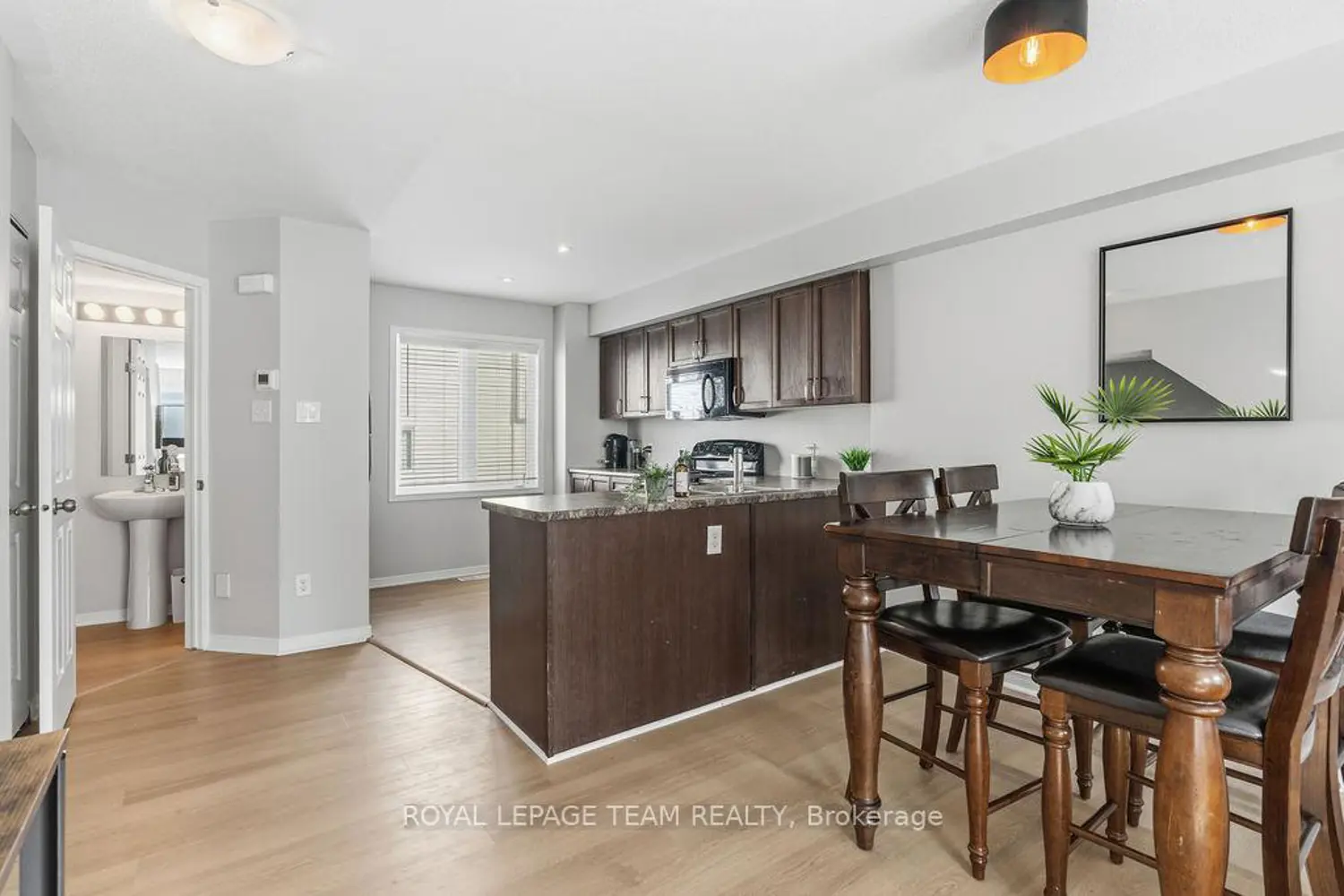 Additional image 8 of 402 Sadar Private