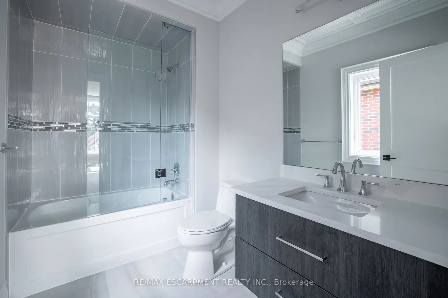 Additional image 10 of 31 Bayside Court