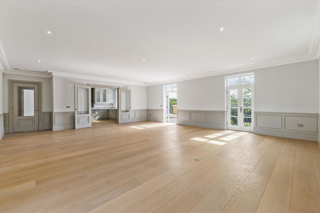 Additional image 3 of 2 bed flat for saleKings Ride, Ascot, Berkshire SL5