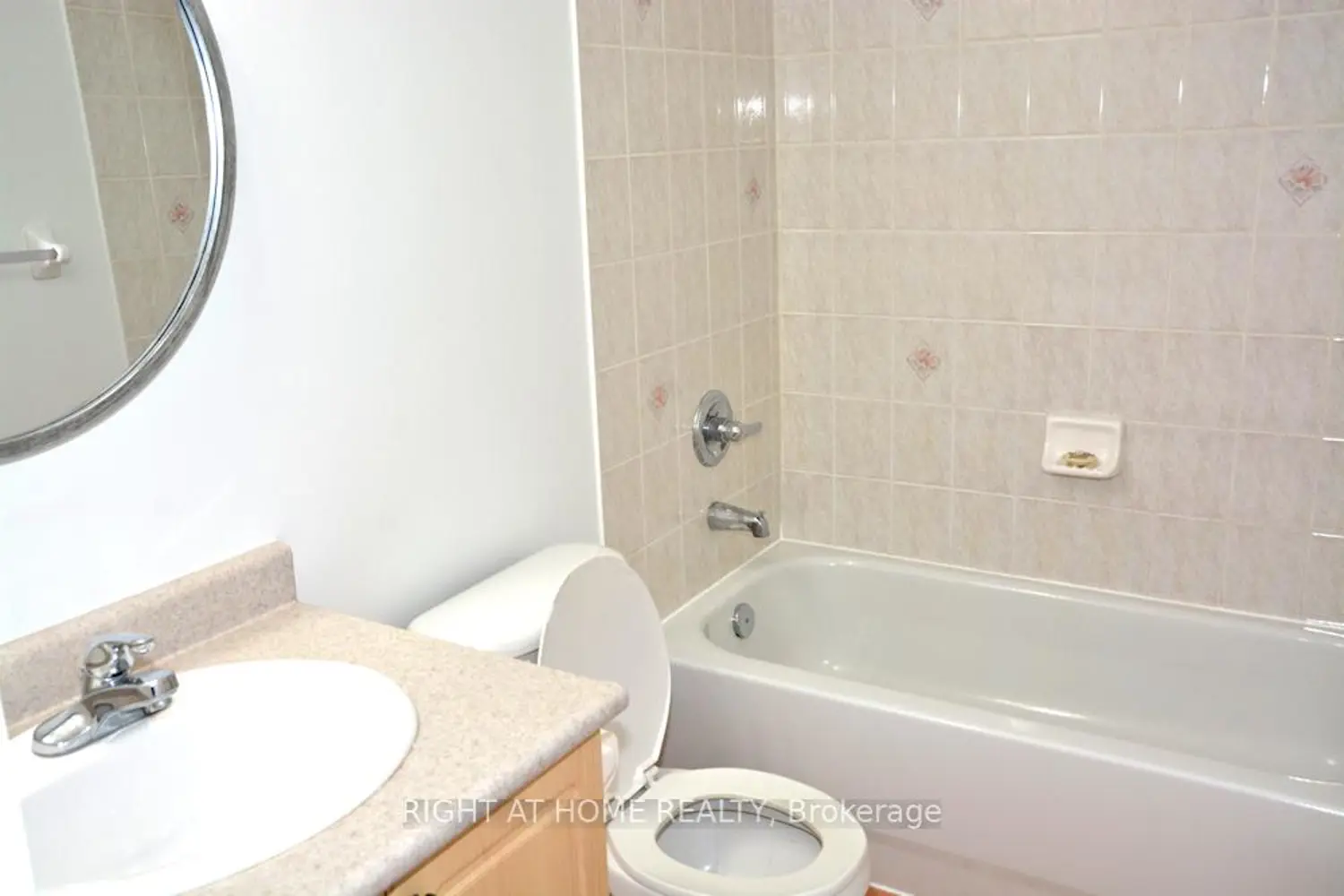 Additional image 15 of 242 Flagstone Way