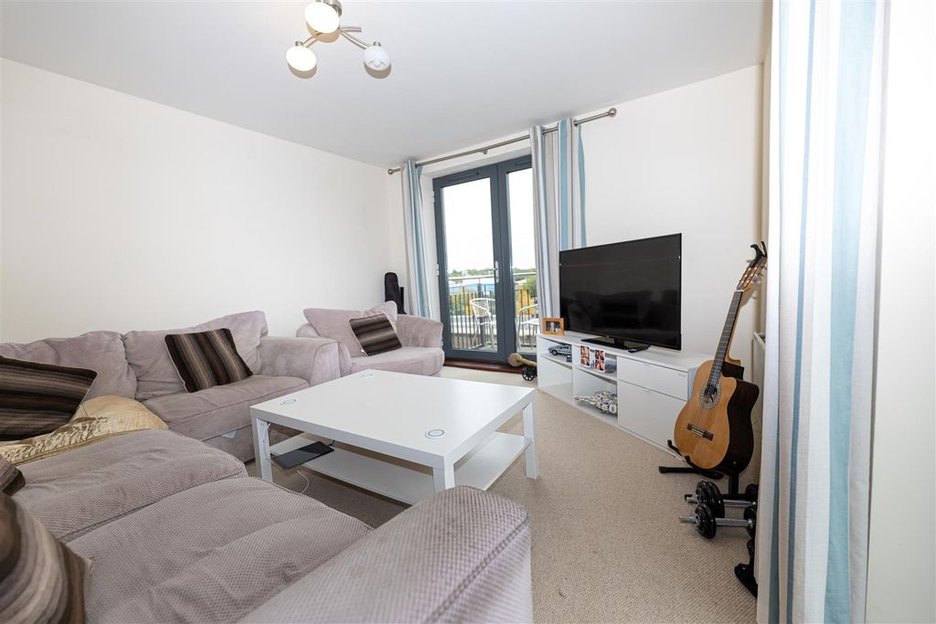 Additional image 2 of 2 bed flat for saleBasin Road, Worcester WR5