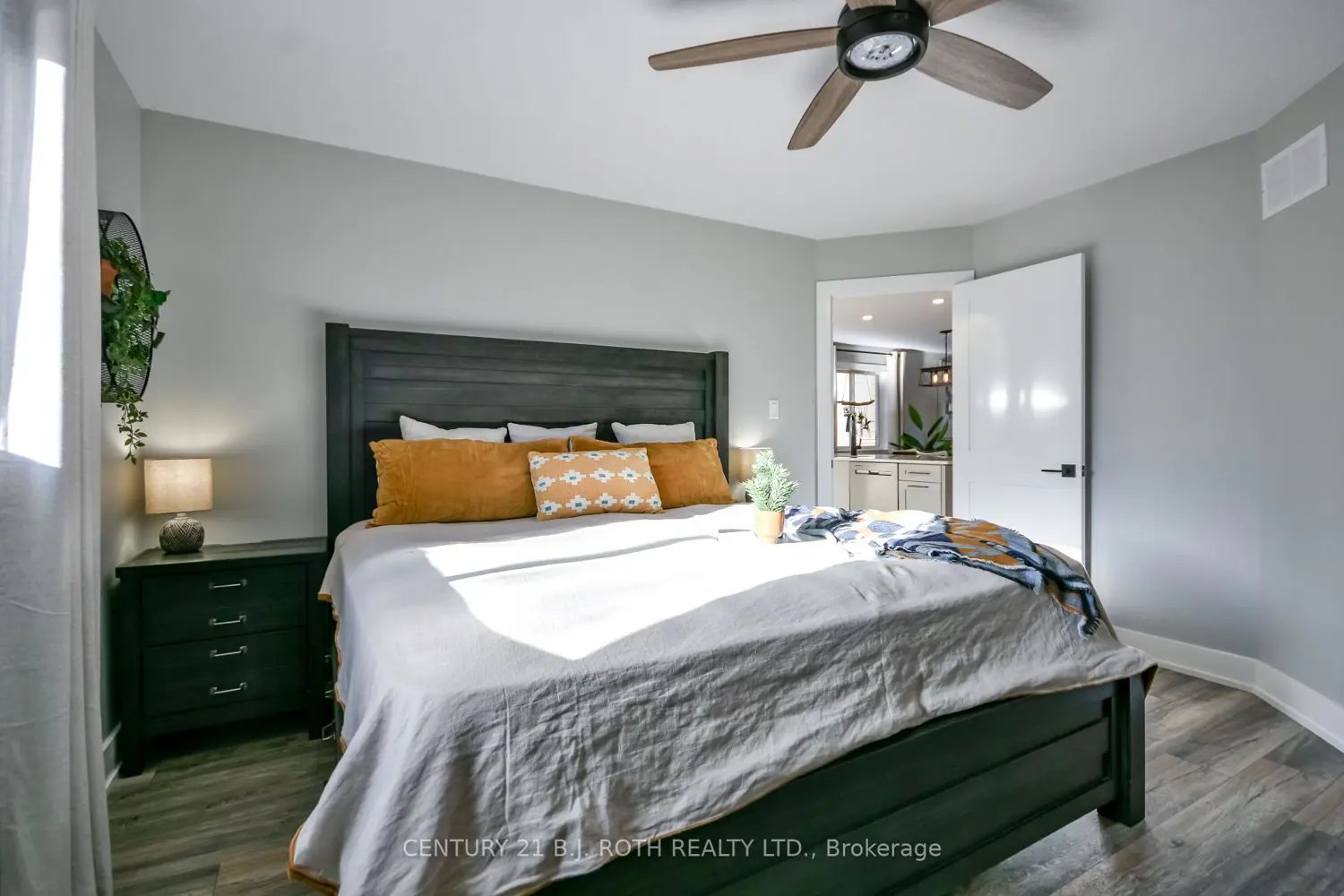 Additional image 13 of 27 Claire Drive