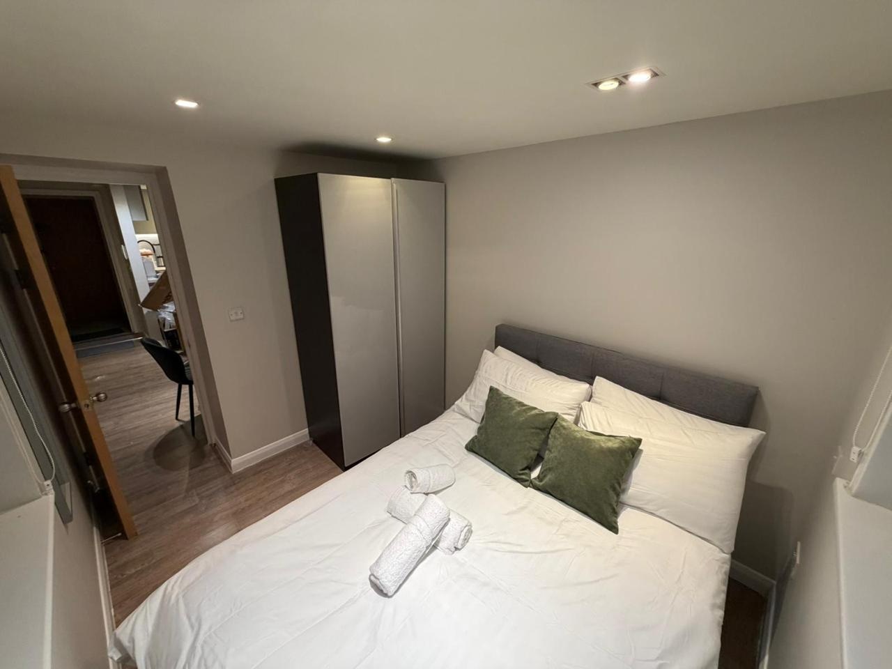 Additional image 4 of 1 Bed Flat, Lavender Hill, SW11, SW11 5RW