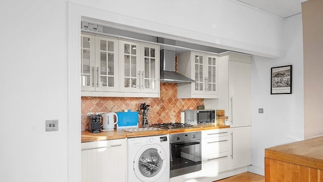 Additional image 4 of 2 Bed Flat, Hilltop Court, NW8, N1 7GU