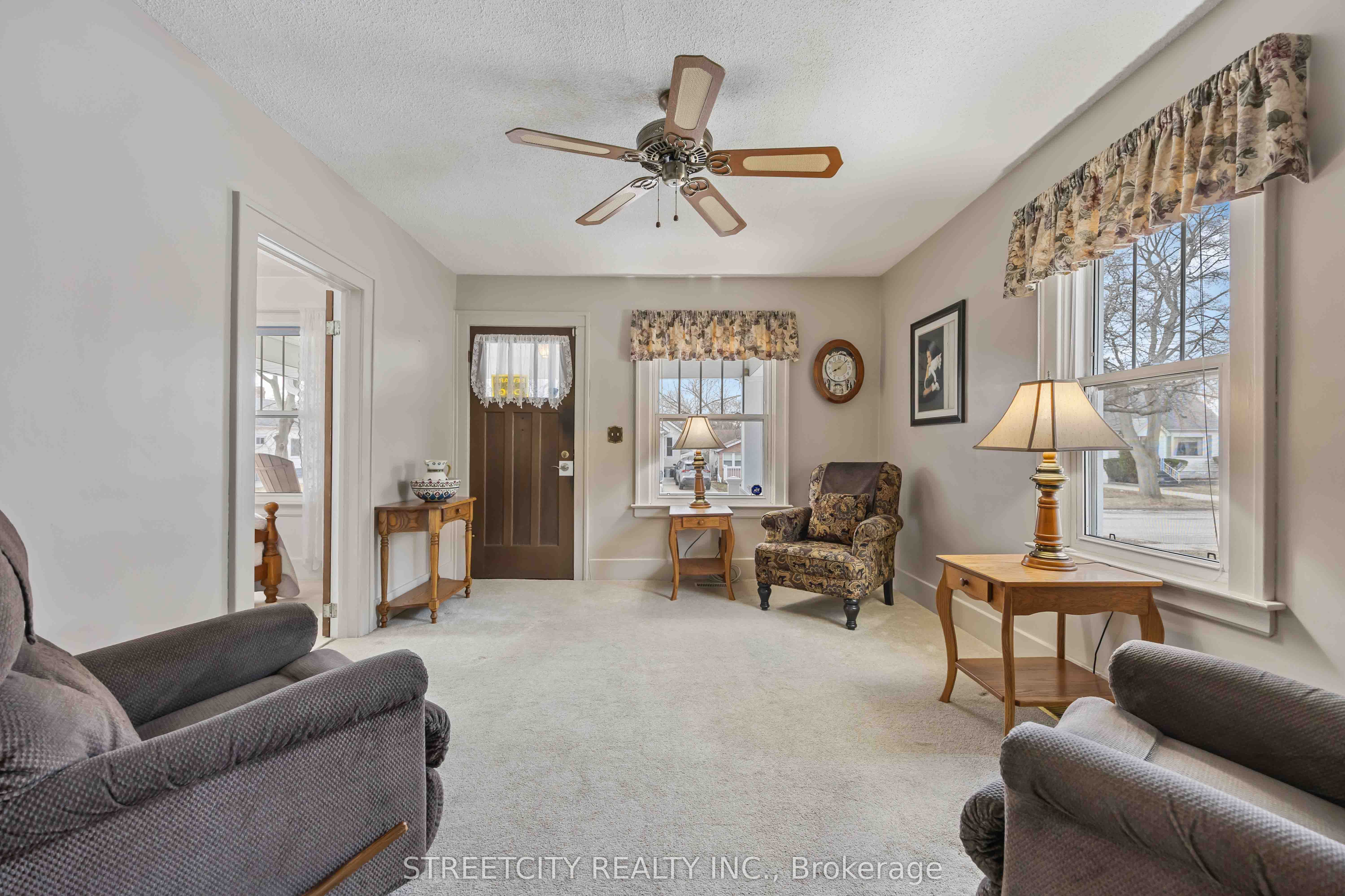 Additional image 4 of 318 Cobden Street, Sarnia, ON, N7T 4A3