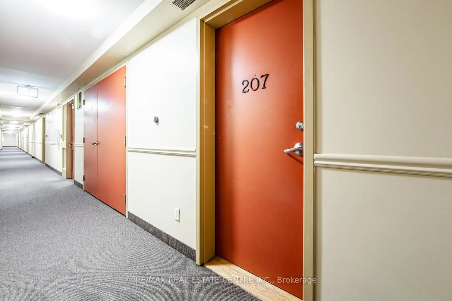 Additional image 6 of 106 Aspen Springs Drive 207