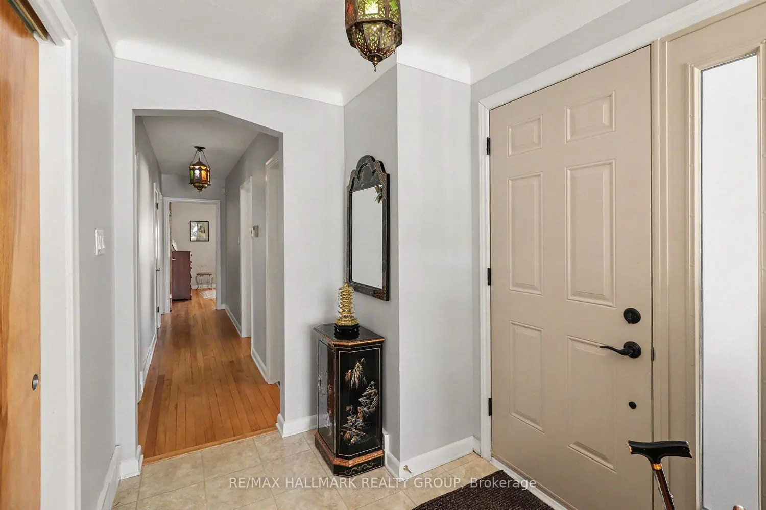 Additional image 19 of 2004 Dorval Avenue