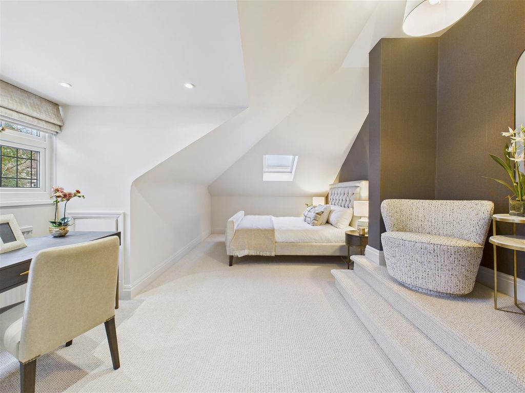Additional image 21 of 5 bed detached house for saleKemp Road, Swanland HU14