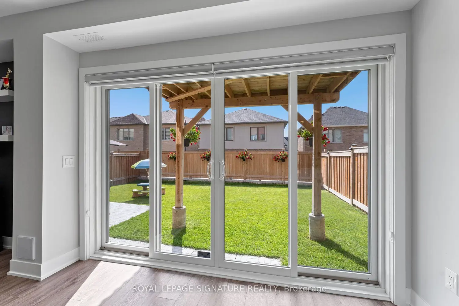 Additional image 16 of 29 Sikura Circle