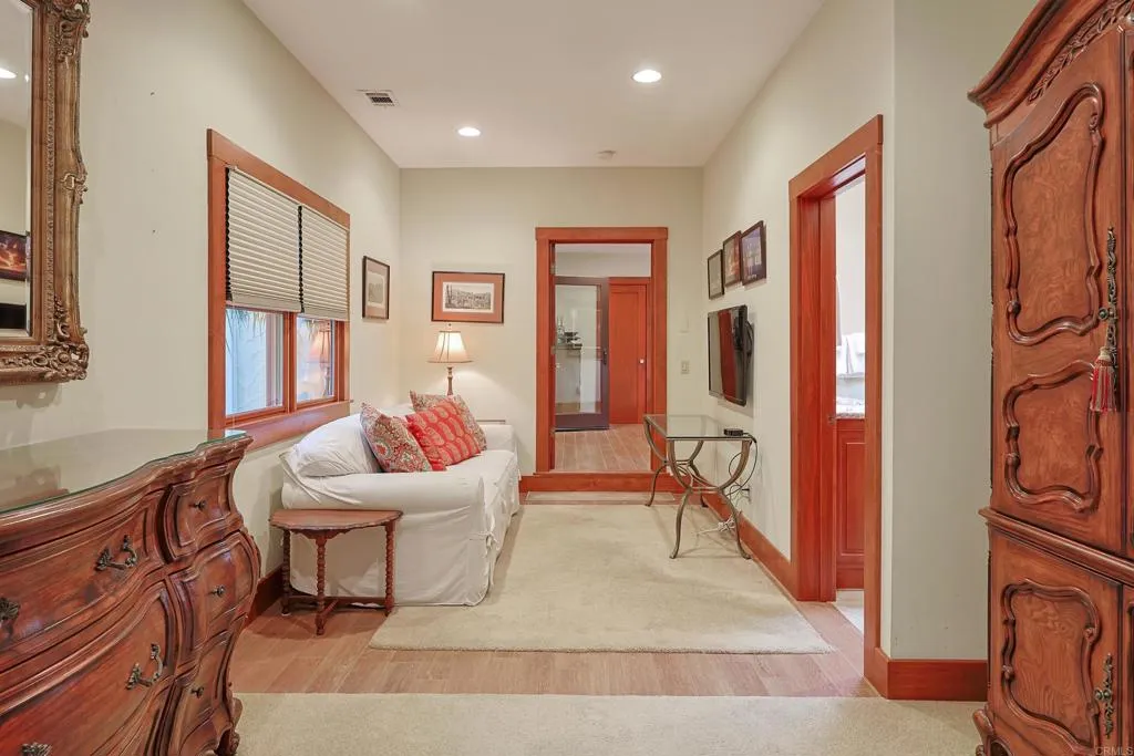 Additional image 85 of 1027 Encino, Coronado, CA 92118