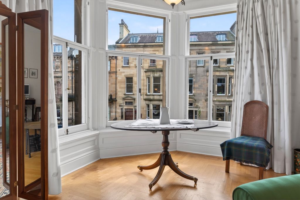 Additional image 15 of 4 bed flat for sale21 2 Rothesay Terrace, Edinburgh EH3