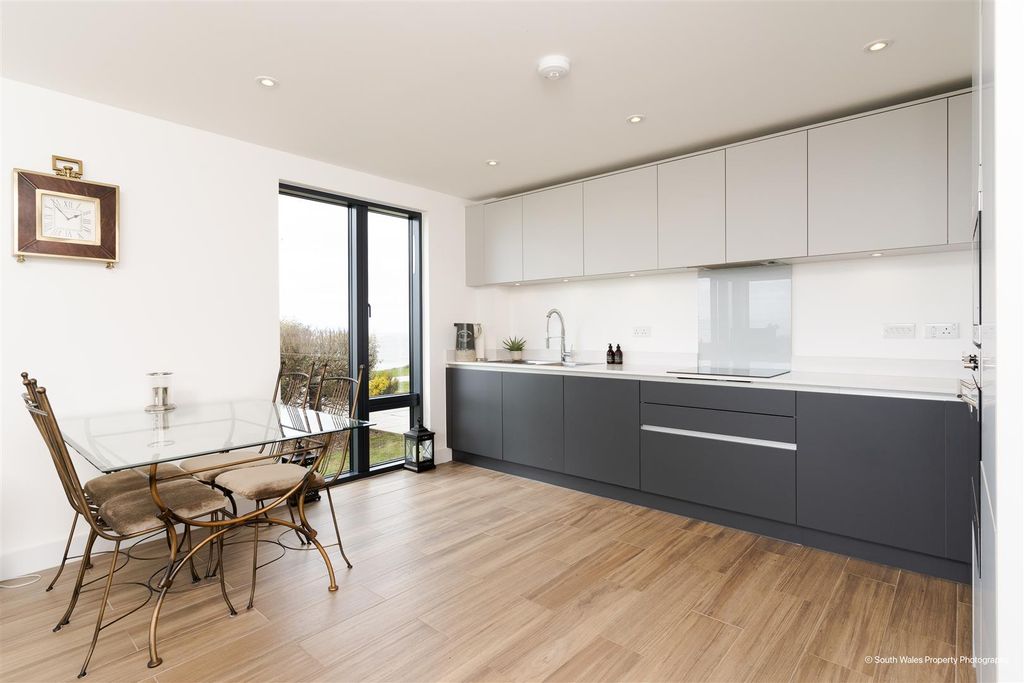 Additional image 10 of 2 bed flat for saleSlon Lane, Ogmore-By-Sea, Bridgend CF32