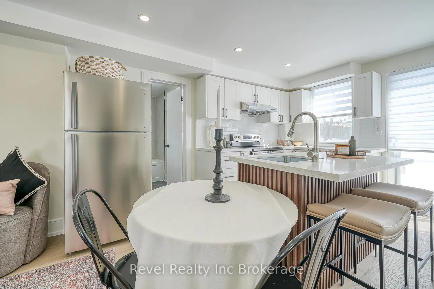 Additional image 4 of 241 Charles Street