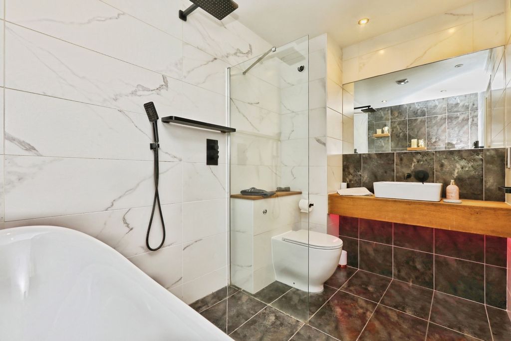 Additional image 21 of 3 bed flat for saleRanmoor Park Road, Sheffield S10
