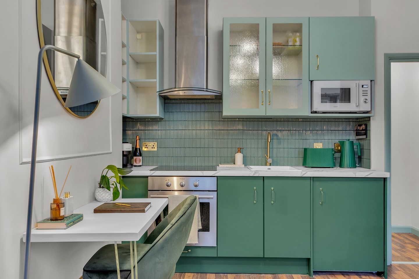 Additional image 6 of 1 Bed Flat, Eardley Crescent, SW5, N1 7GU