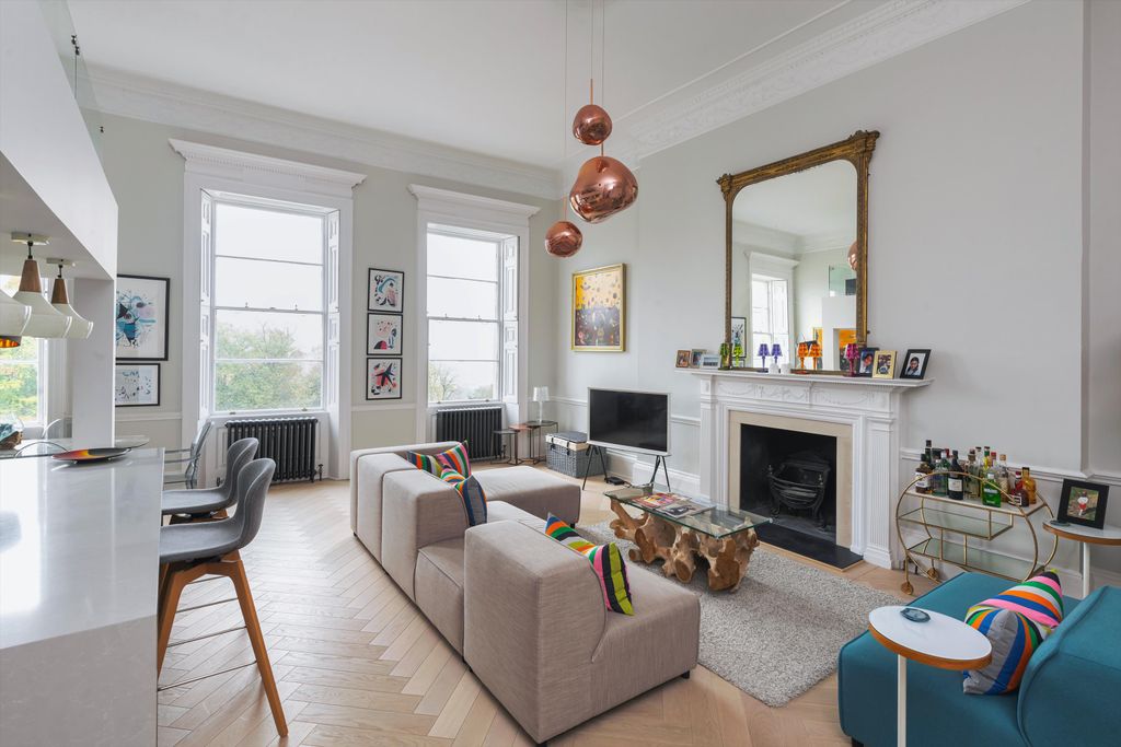Additional image 3 of 2 bed flat for saleLansdown Crescent, Bath, Somerset BA1