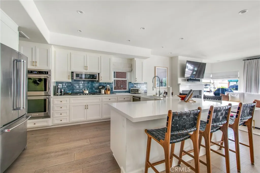 Additional image 10 of 327 Anade Ave, Newport Beach, CA 92661