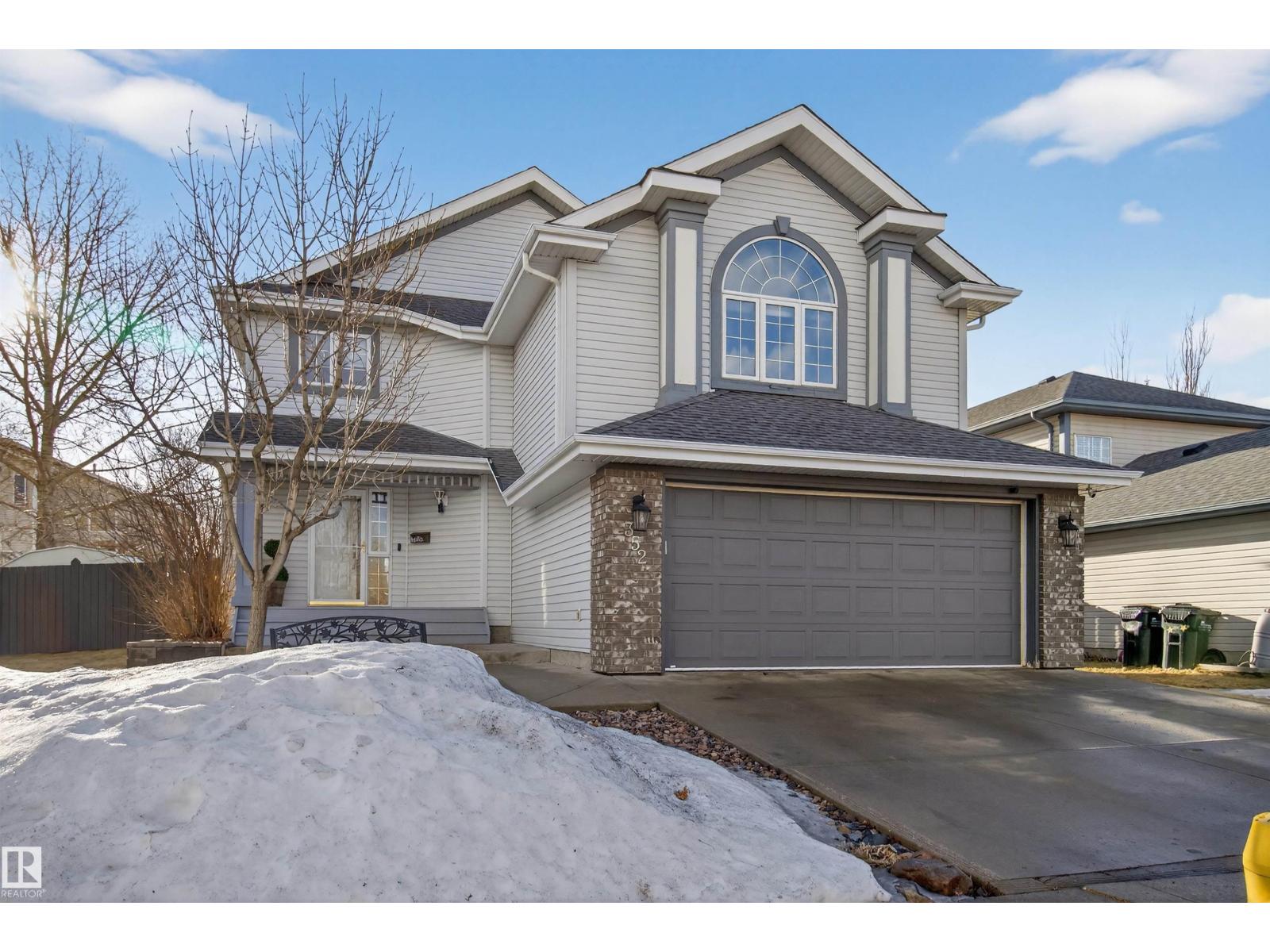 352 Meadowview Terrace, Sherwood Park, AB, T8H1X5