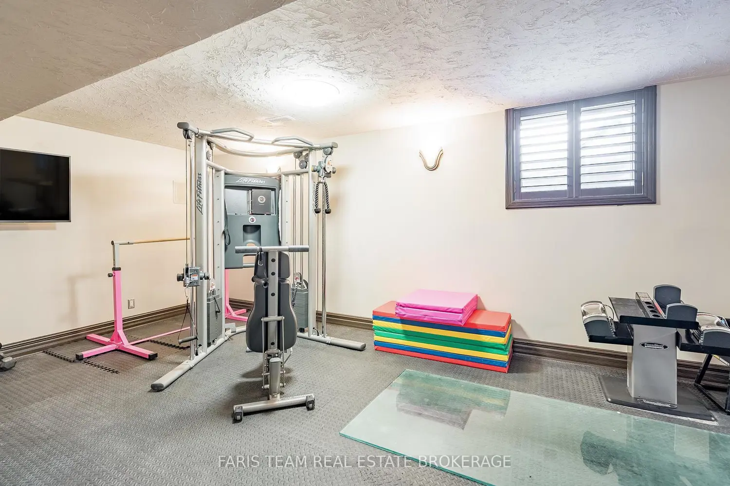 Additional image 17 of 1762 Wilkinson Street