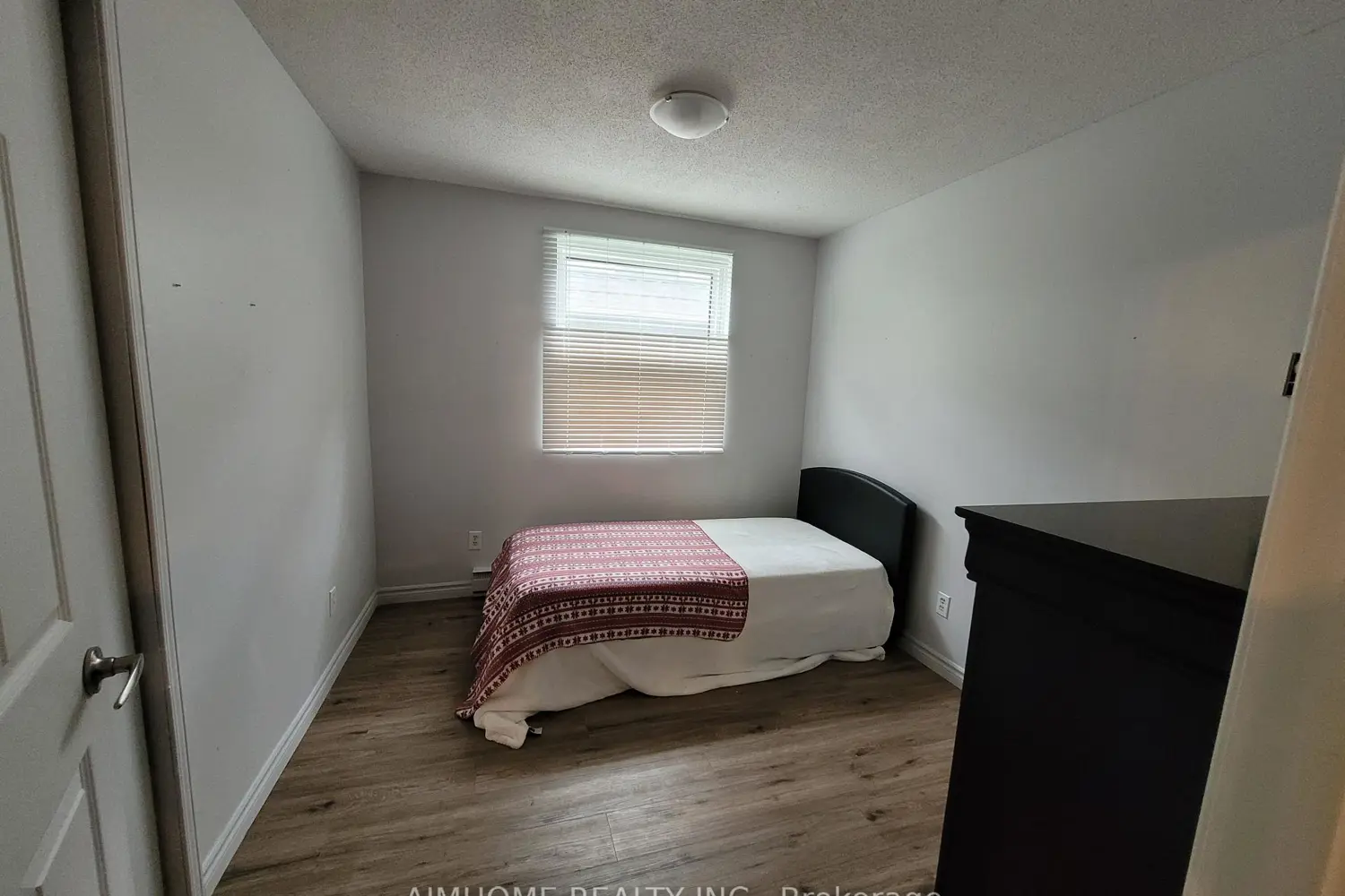 Additional image 7 of 109 Westmount Road