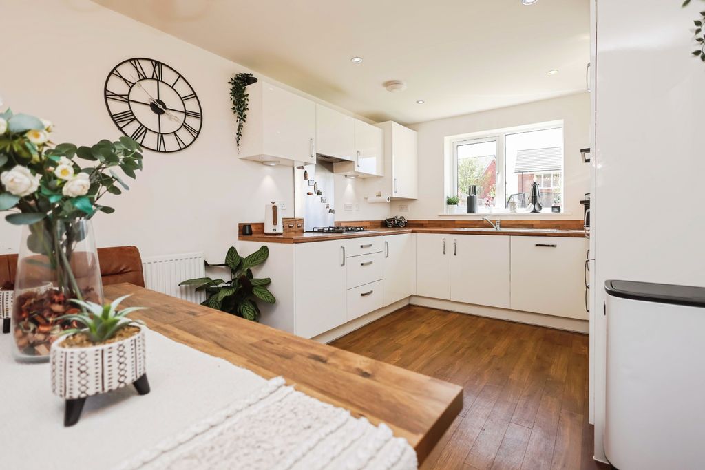 Additional image 7 of 3 bed detached house for saleOak Tree Crescent, Worcester WR5
