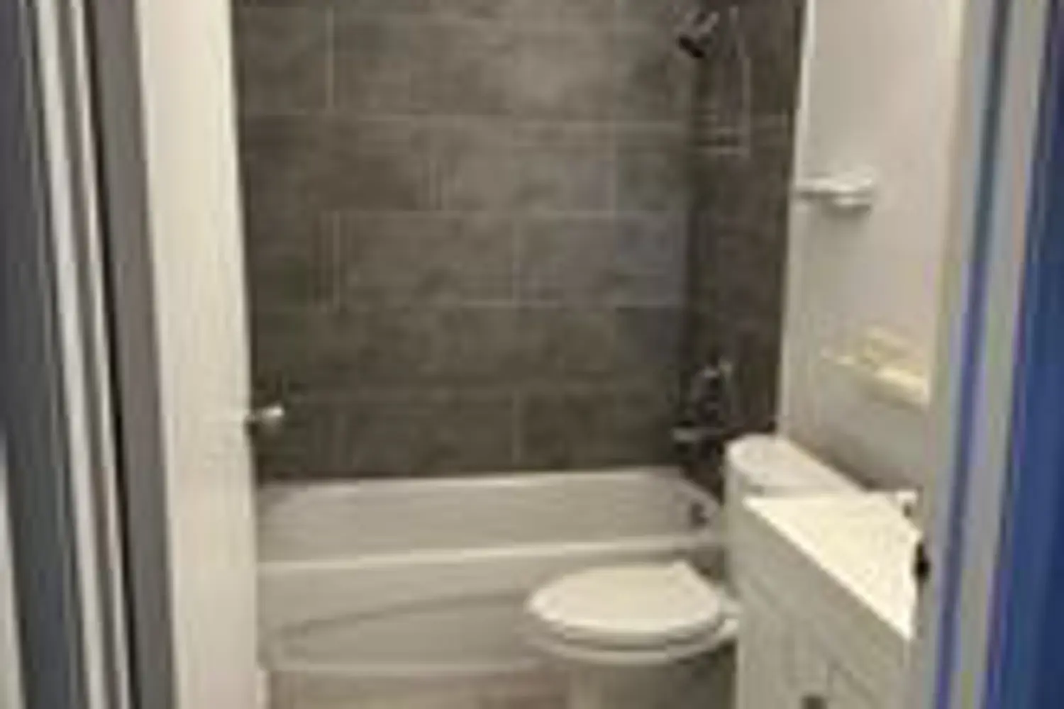 Additional image 13 of 65 Race Street 3