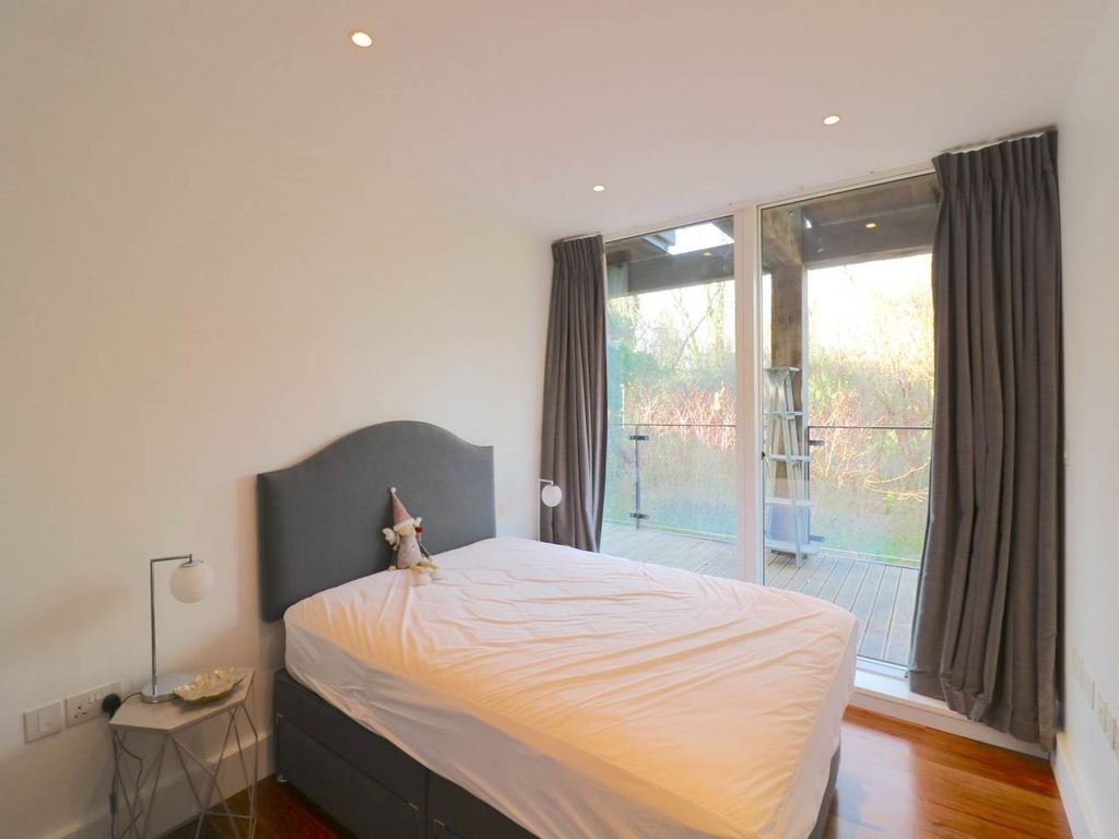 Additional image 8 of 2 bed flat for saleThe Oak Building, Kingfisher Way CB2