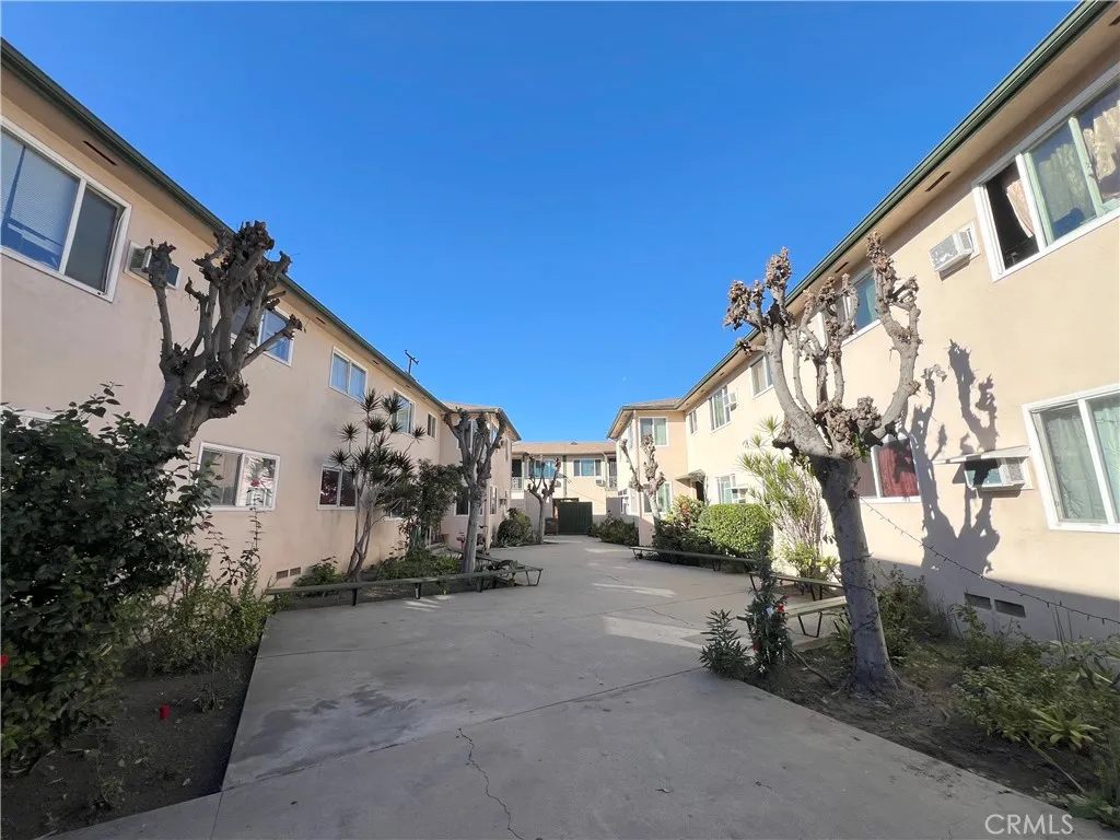 Additional image 15 of 6345 Templeton Street Unit J, Huntington Park, CA 90255