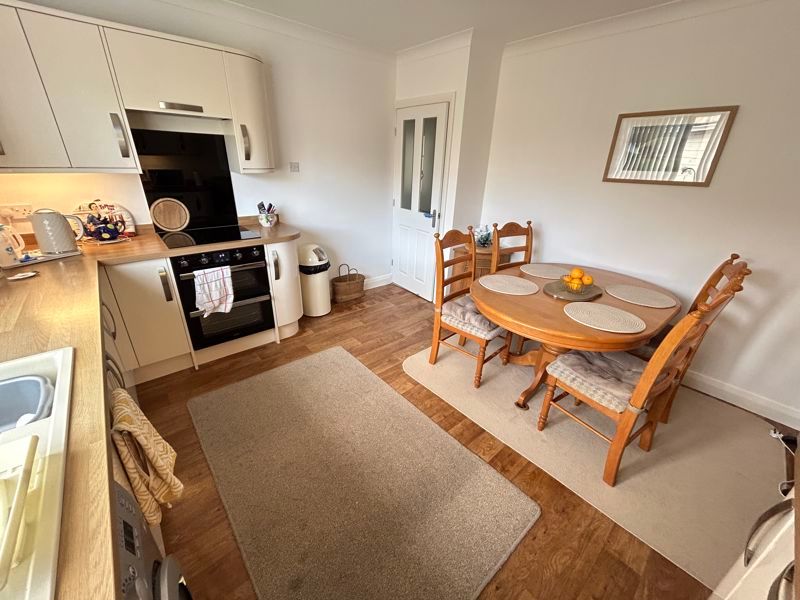 Additional image 8 of 2 bed flat for saleWarren Drive, Deganwy LL31