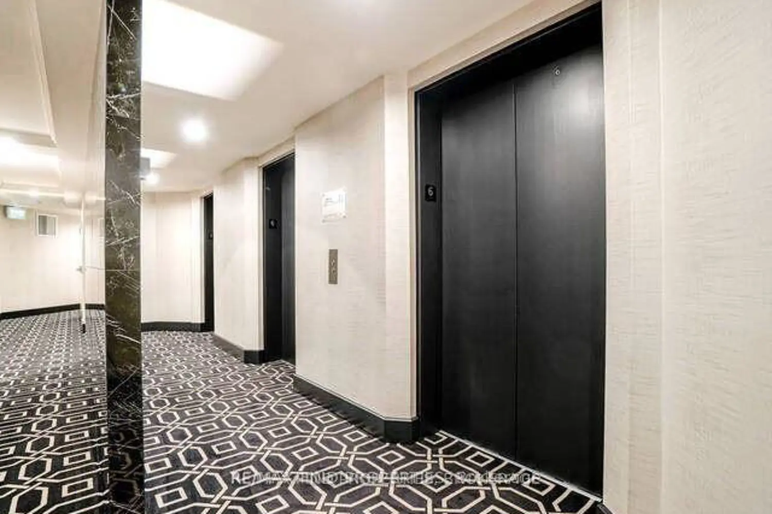 Additional image 2 of 33 University Avenue 604