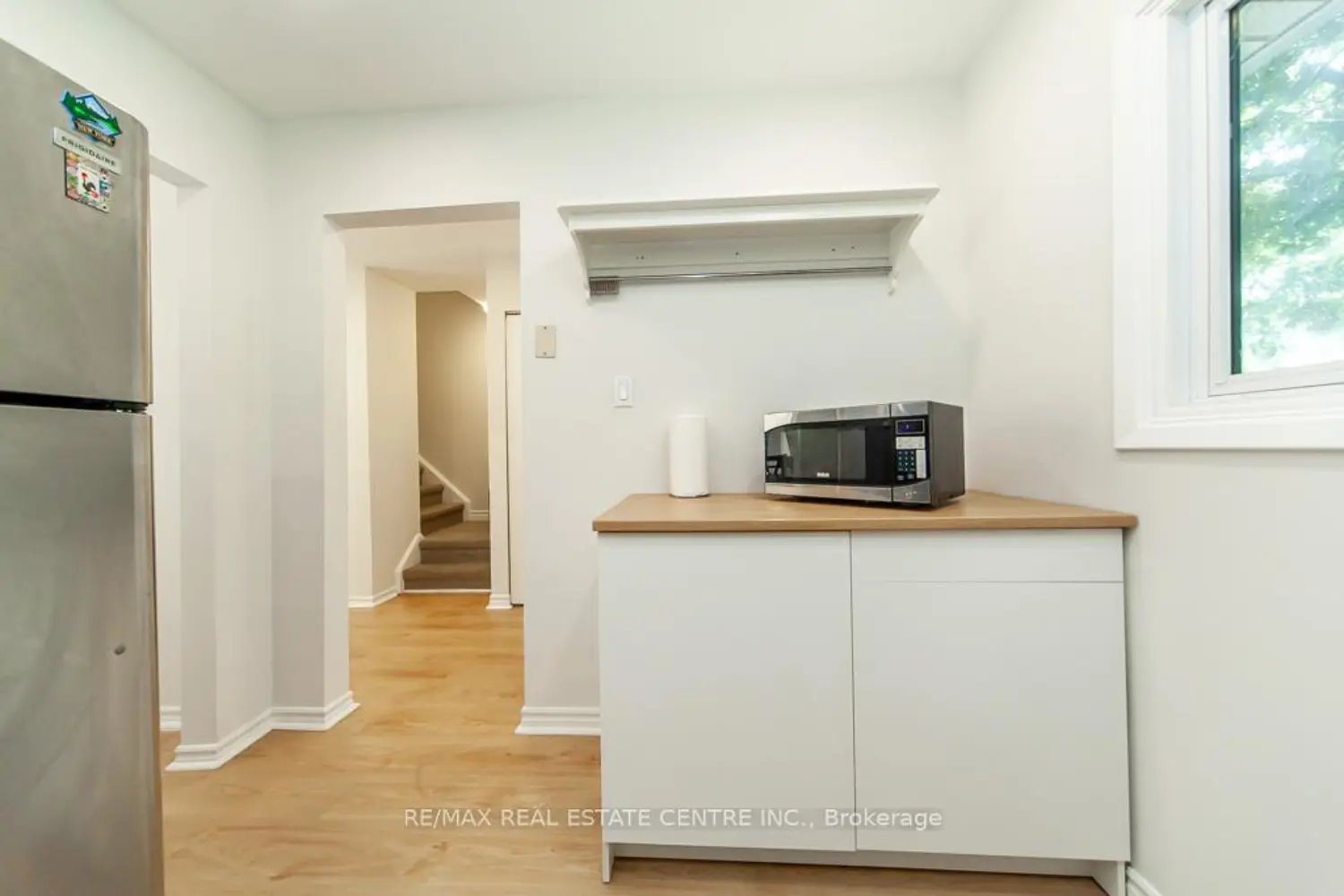 Additional image 9 of 2050 Upper Middle Road 88