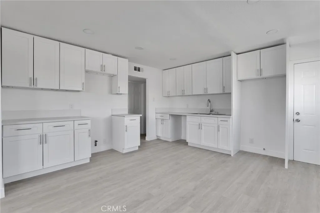 Additional image 11 of 520 Adele Dr, Barstow, CA 92311