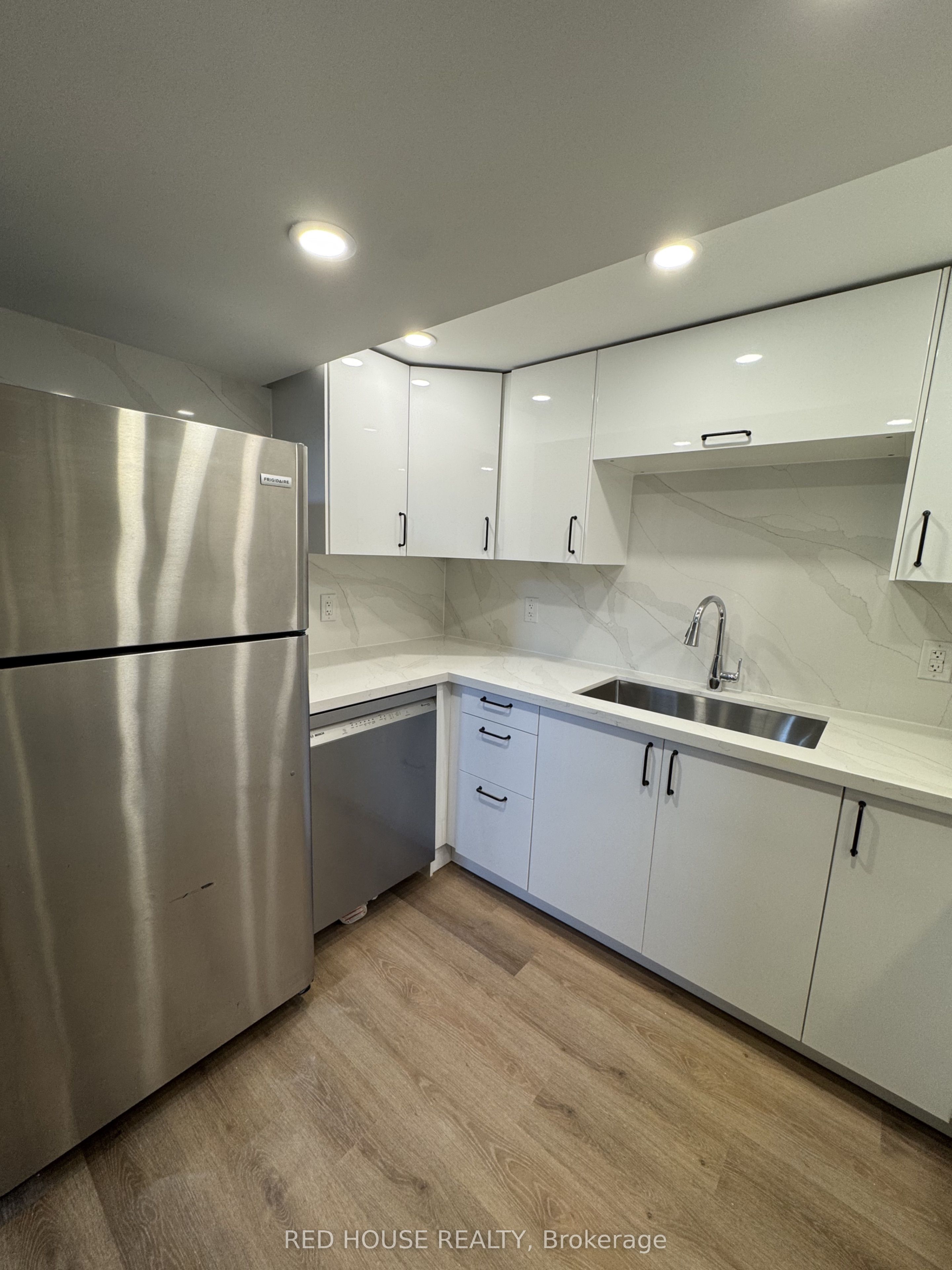 Additional image 3 of 52 Charlbrook Avenue, Barrie, ON, L4M 2Y4