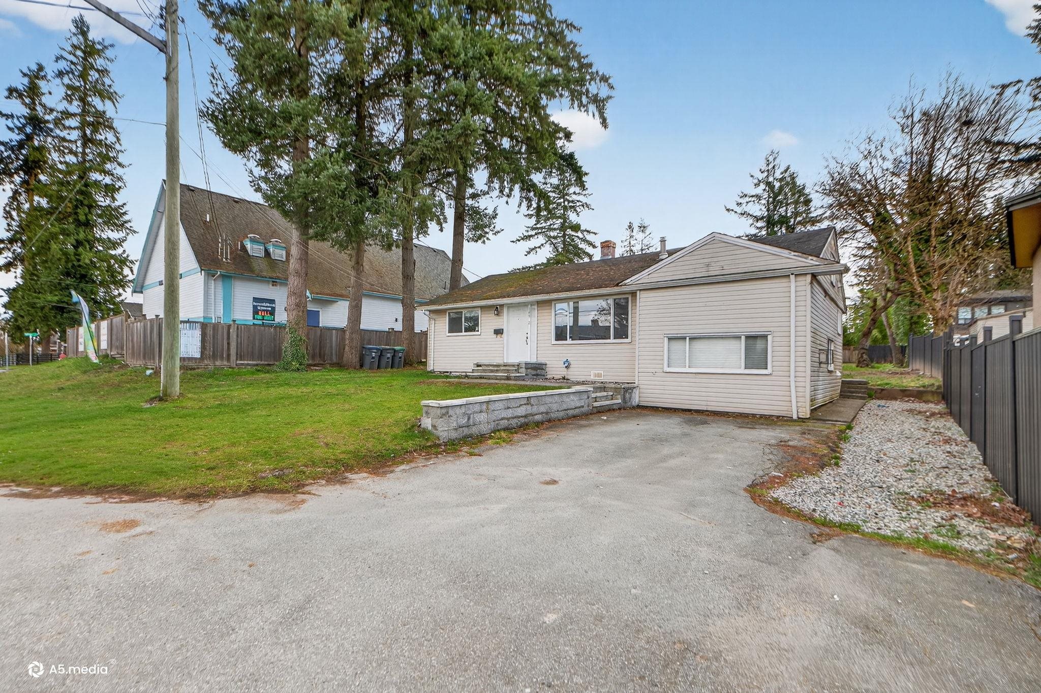14032 Grosvenor Road, Surrey, BC, V3R 5G5
