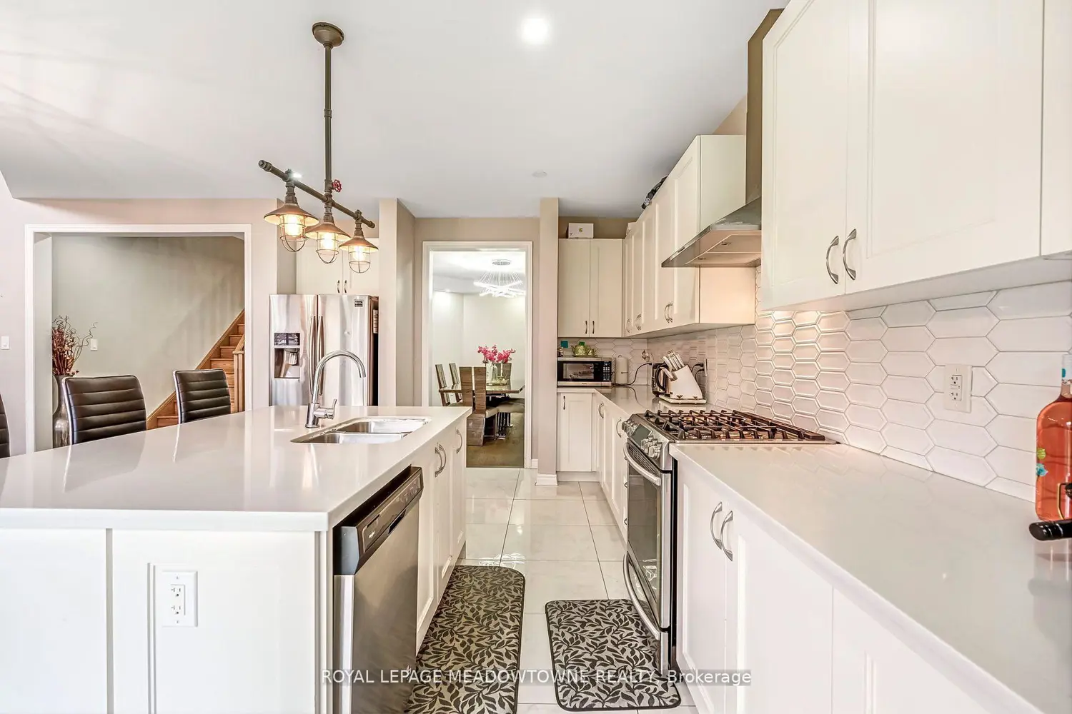 Additional image 5 of 1029 Barton Way