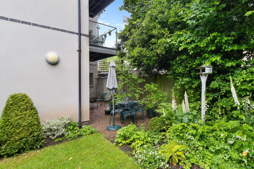 Additional image 16 of 2 bed flat for saleAlbert Road North, Great Malvern, Worcestershire WR14