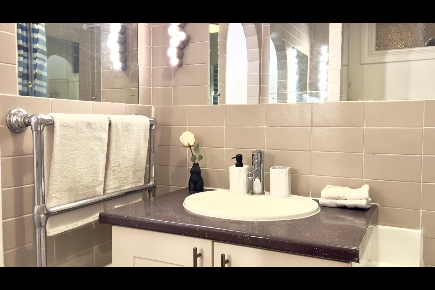 Additional image 20 of 3 Bed Flat, Ralph Court, W2, N1 7GU