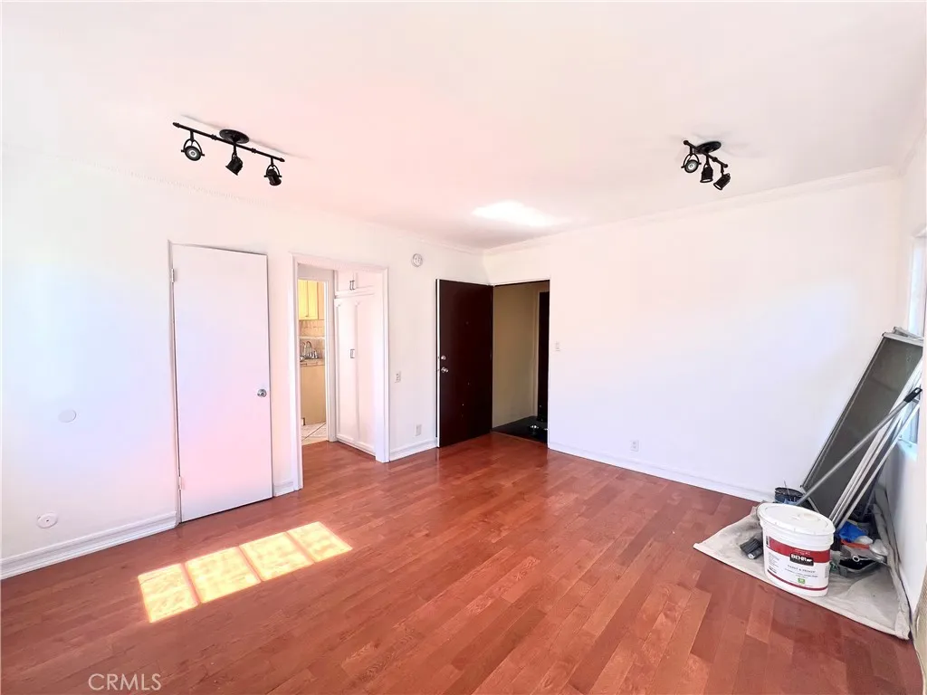 Additional image 13 of 5253 Denny Ave, North Hollywood, CA 91601