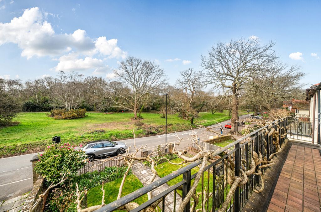 Additional image 11 of 4 bed detached house for saleHighfield Road, Highfield, Southampton, Hampshire SO17