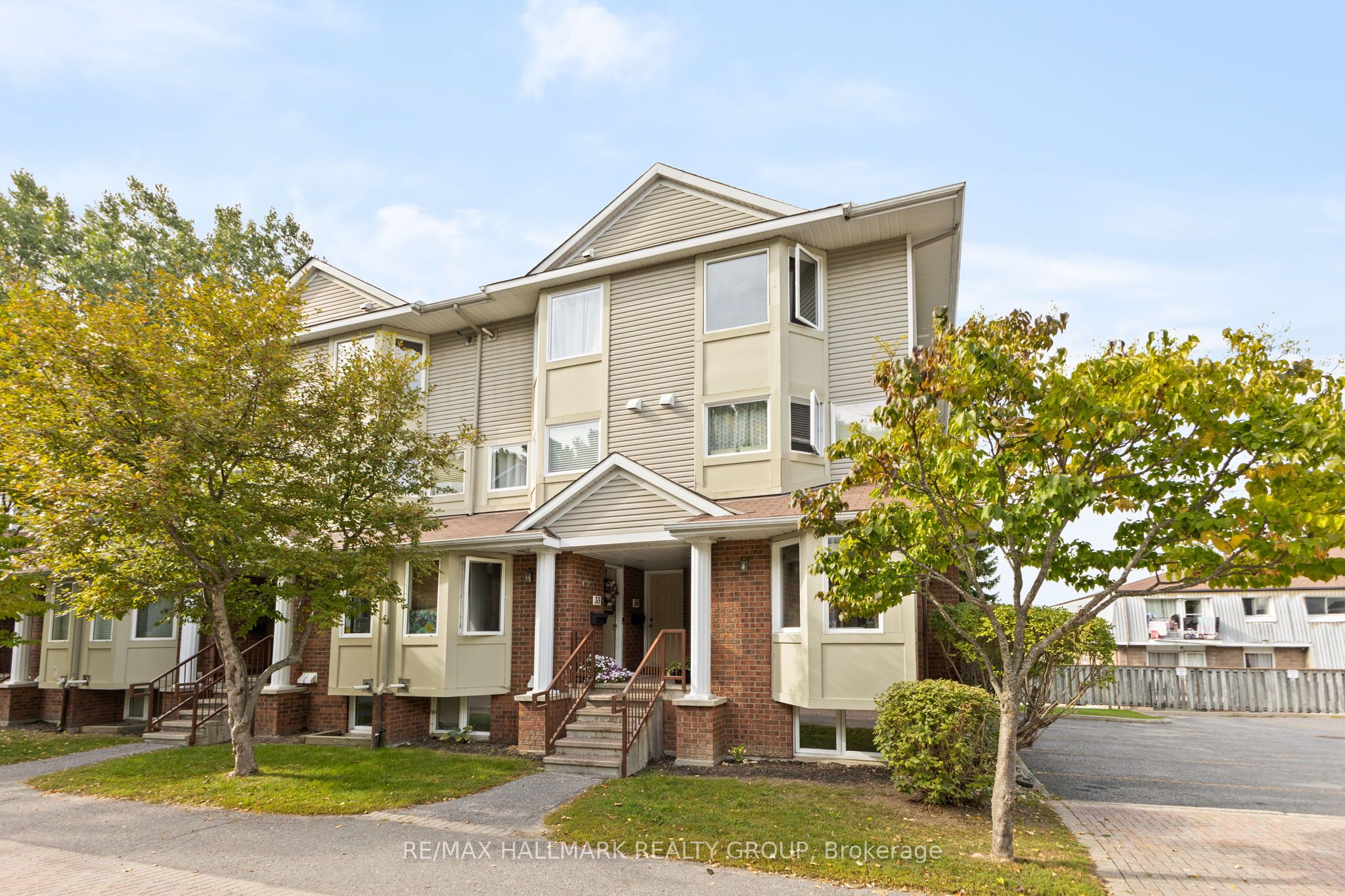 Additional image 3 of 35-1400 Wildberry Court, Ottawa, ON, K1C 7K6