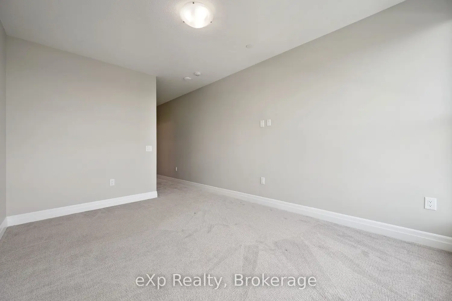 Additional image 5 of 1880 Gordon Street 805