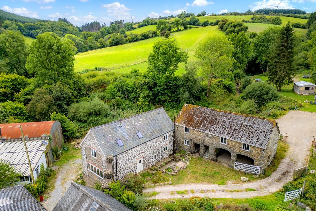 2 bed detached house for saleRuthin, Denbighshire LL15