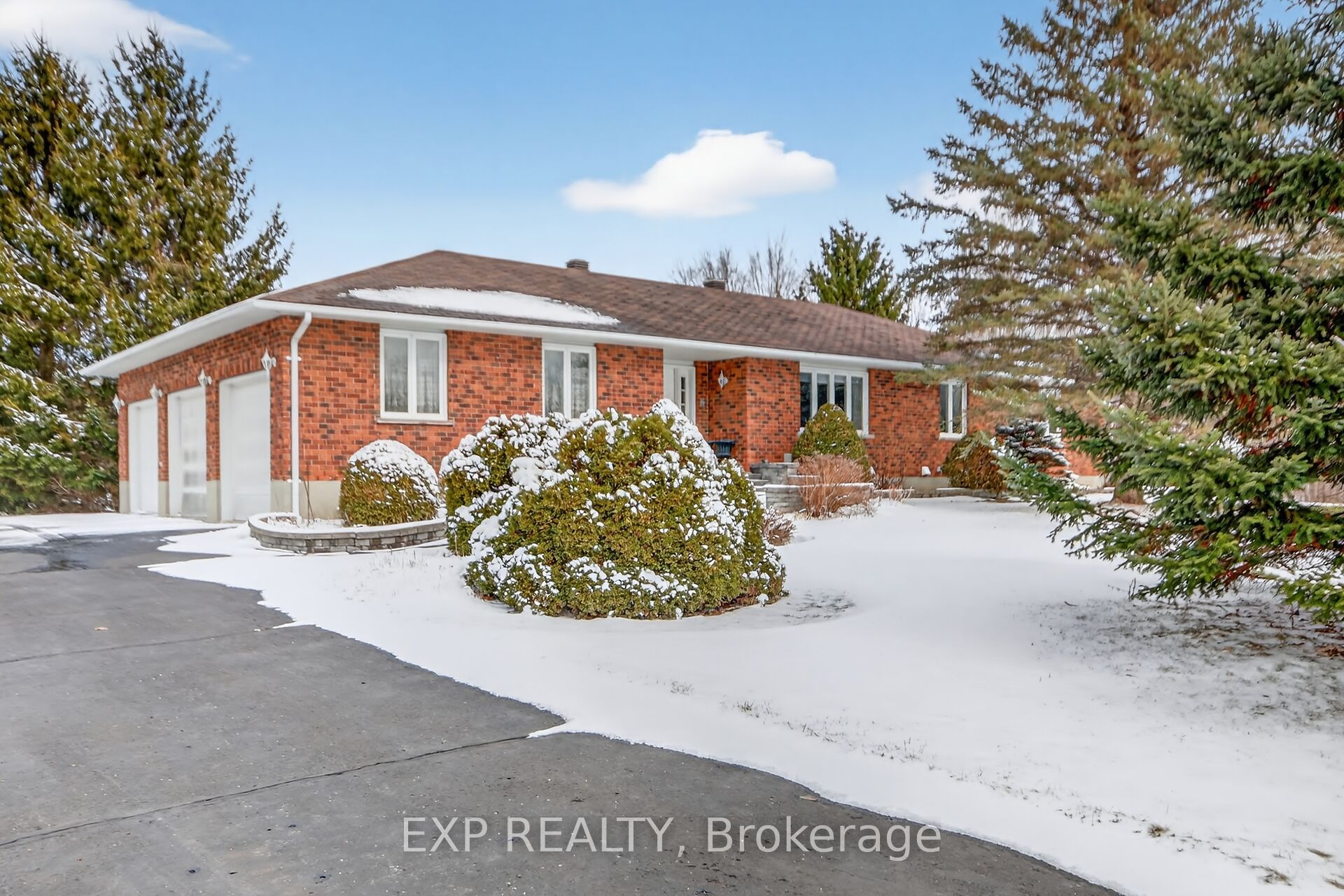 2673 Yorks Corners Road, Ottawa, ON, K0A 2P0