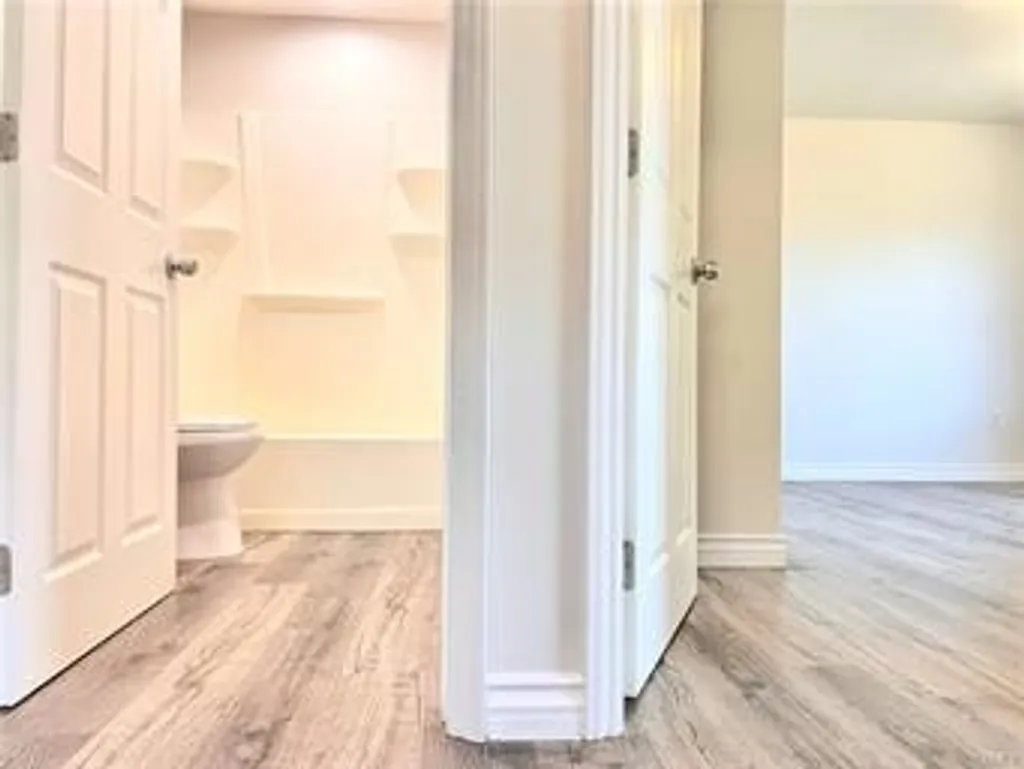 Additional image 21 of 20009 Arminta Street, Winnetka, CA 91306